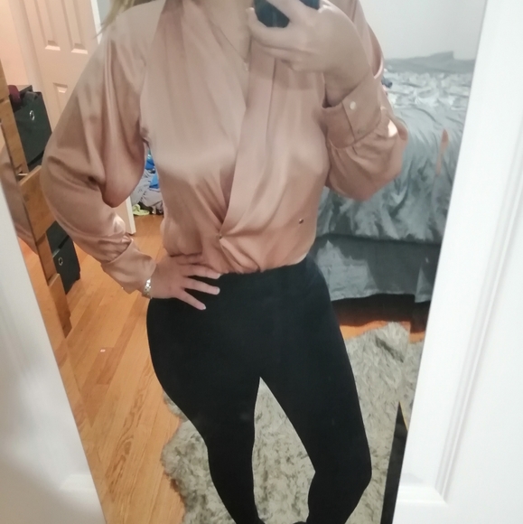 Rose gold Ted baker silk blouse ted size 2 - Picture 4 of 5